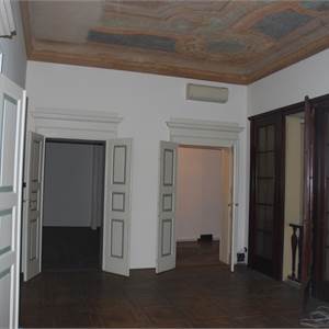 Ufficio In Affitto a Modena