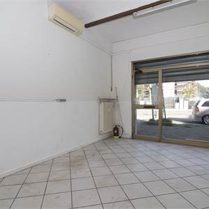 Negozio In Vendita a Modena