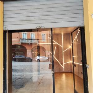 Negozio In Vendita a Modena