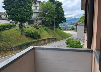 APPARATMENTO IN VENDITA SERRAMAZZONI 5 VANI