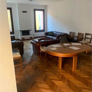 Appartamento In Vendita a Modena