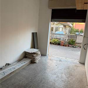 Garage In Vendita a Modena