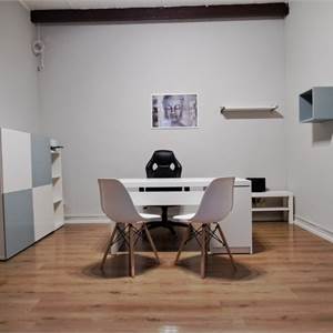 Negozio In Affitto a Modena