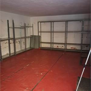 Garage In Affitto a Modena