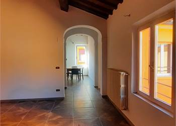 APPARTAMENTO IN AFFITTO MODENA CENTRO ALBINELLI 4 VANI NUOVO!