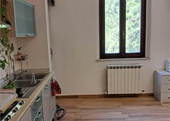 APPARTAMENTO IN VENDITA MODENA V. PAOLO FERRARI 3 VANI