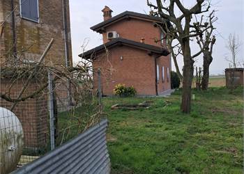 CASA INDIPENDENTE IN AFFITTO BASTIGLIA 3 VANI